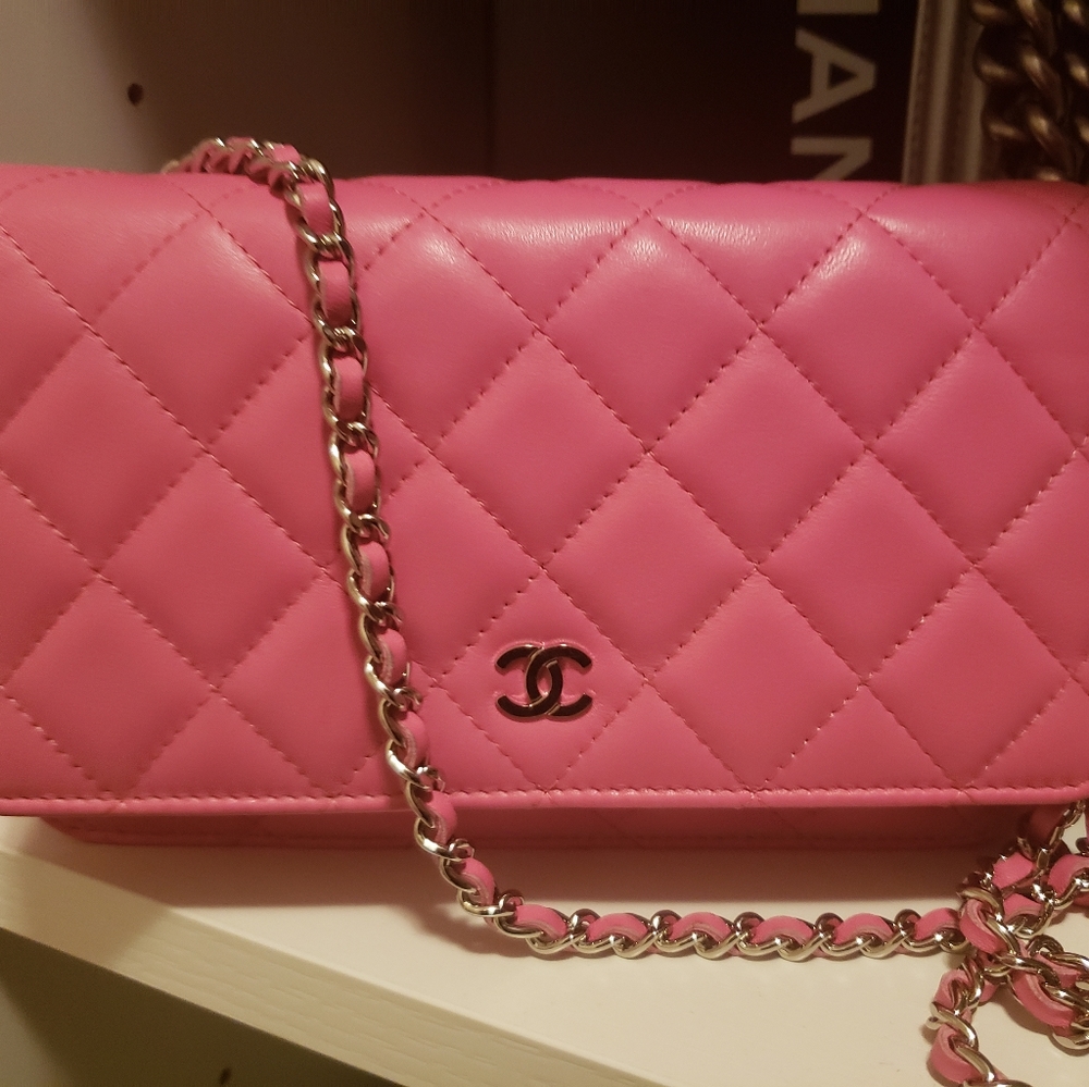 Pink CHANEL BAG 💯 Authentic